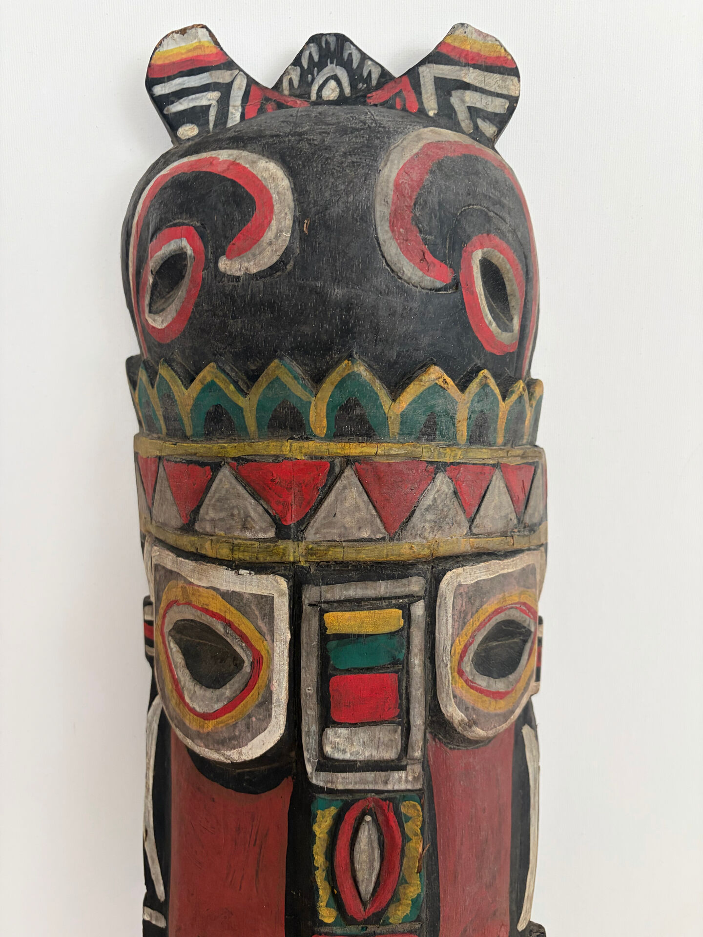 Grand masque totem africain