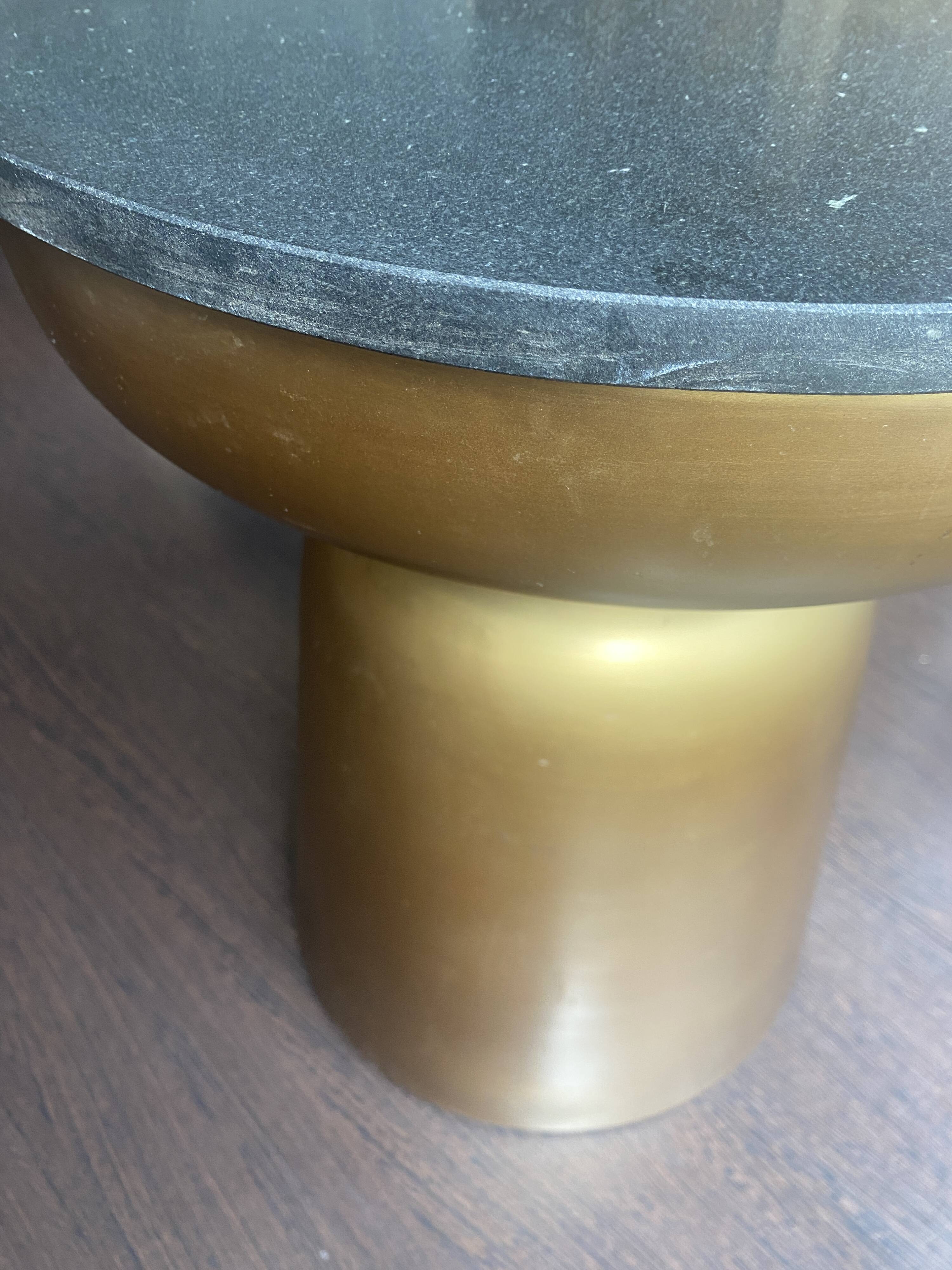 Table d'Appoint Top Granit Effet Bronze