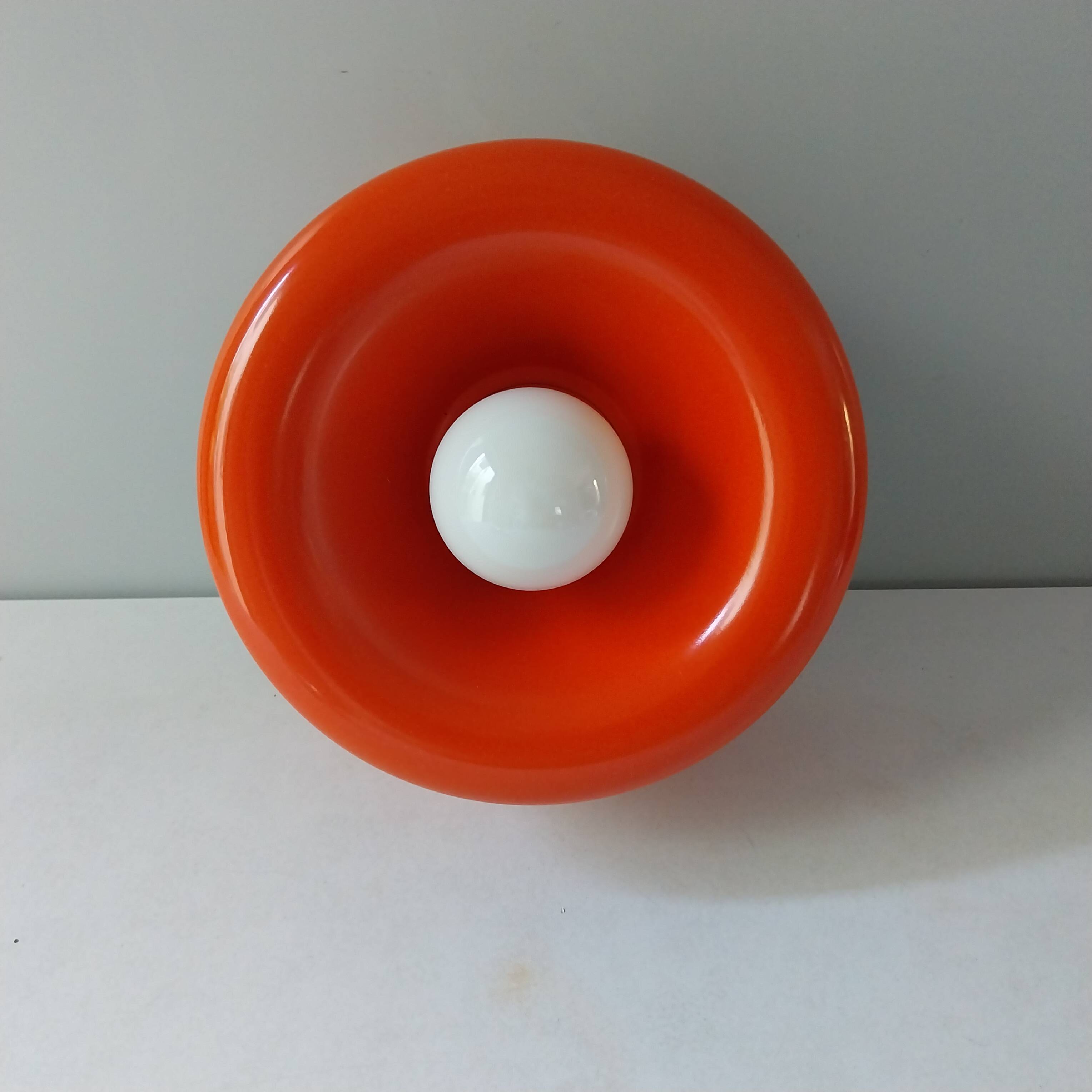 Italian wall lamp from the 70s