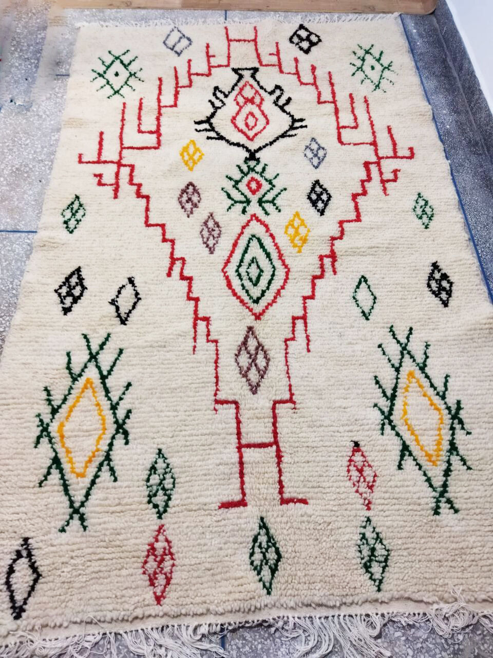 Moroccan berber carpet 246x150cm