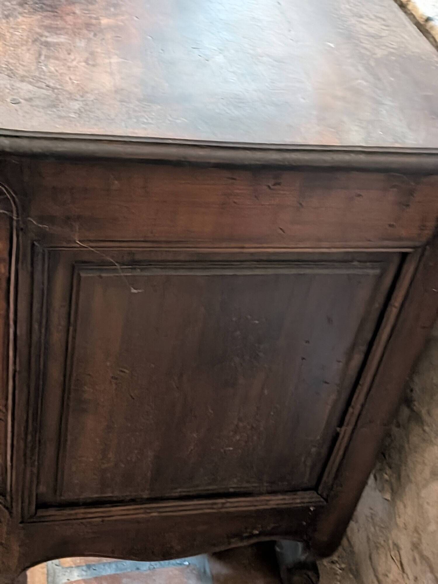 Antique louis xv style walnut chest of drawers – 3 drawers