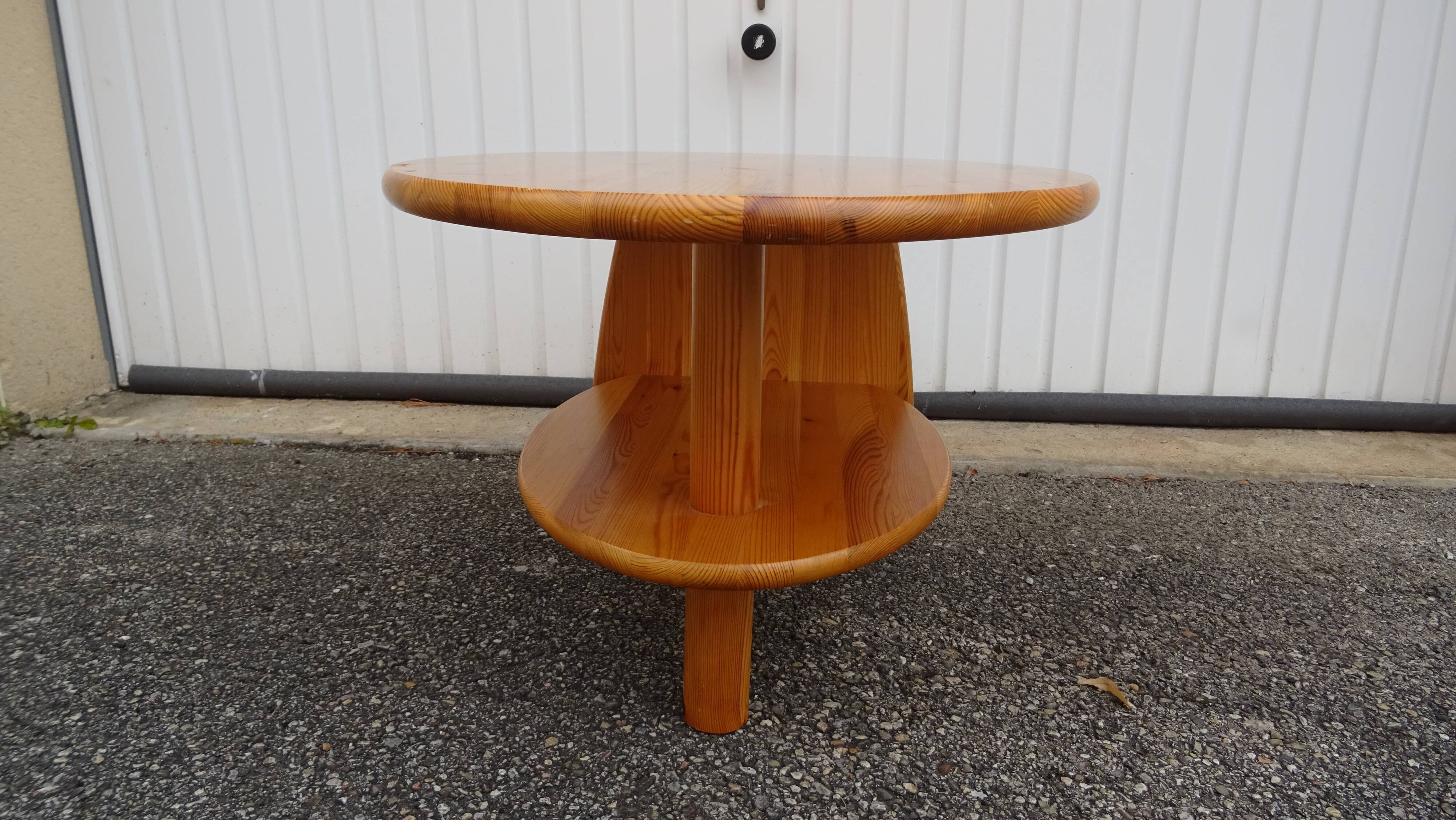 Asymmetrical coffee table in vintage pine year 70