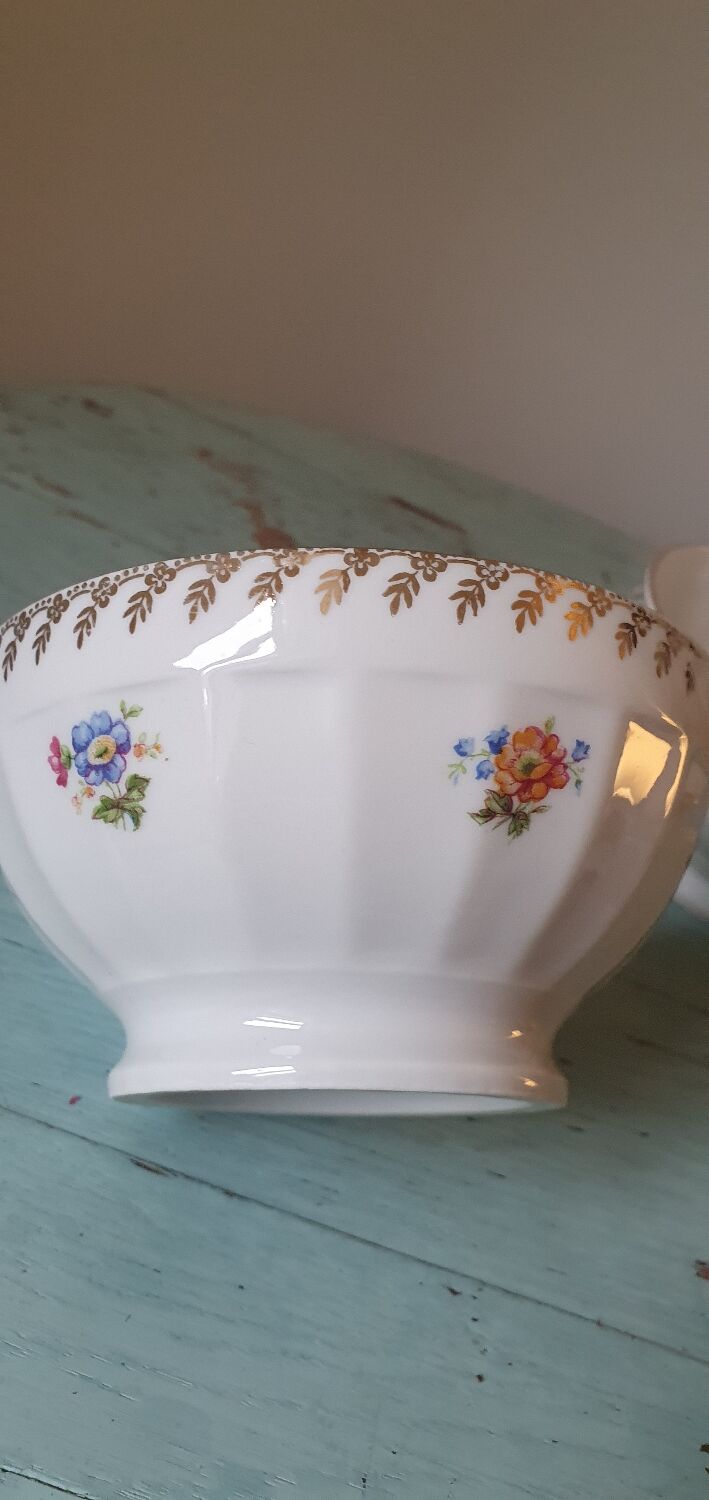 Chauvigny porcelain floral bowls