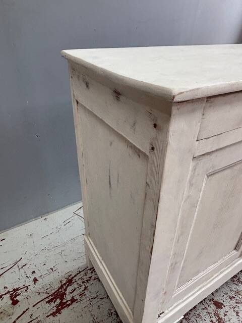 pretty Parisian sideboard with its white patina