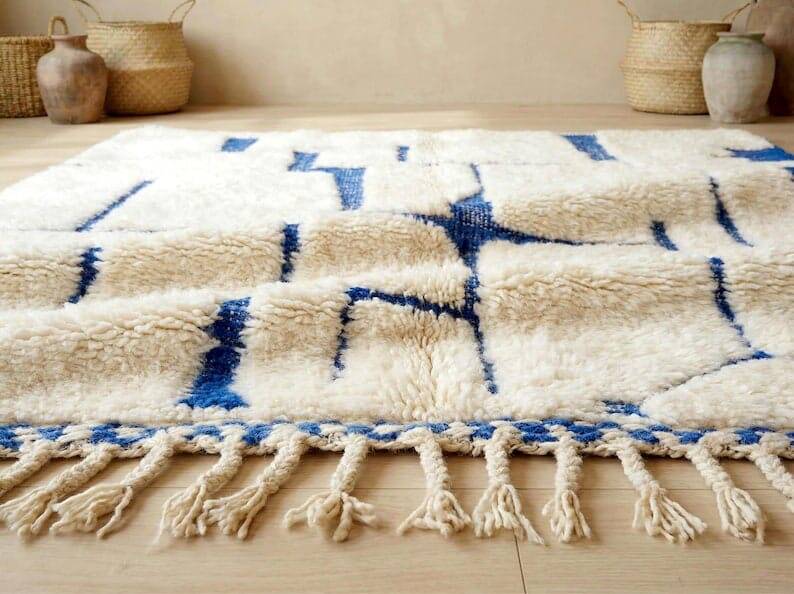Traditional handmade Berber rug size 2/3 m