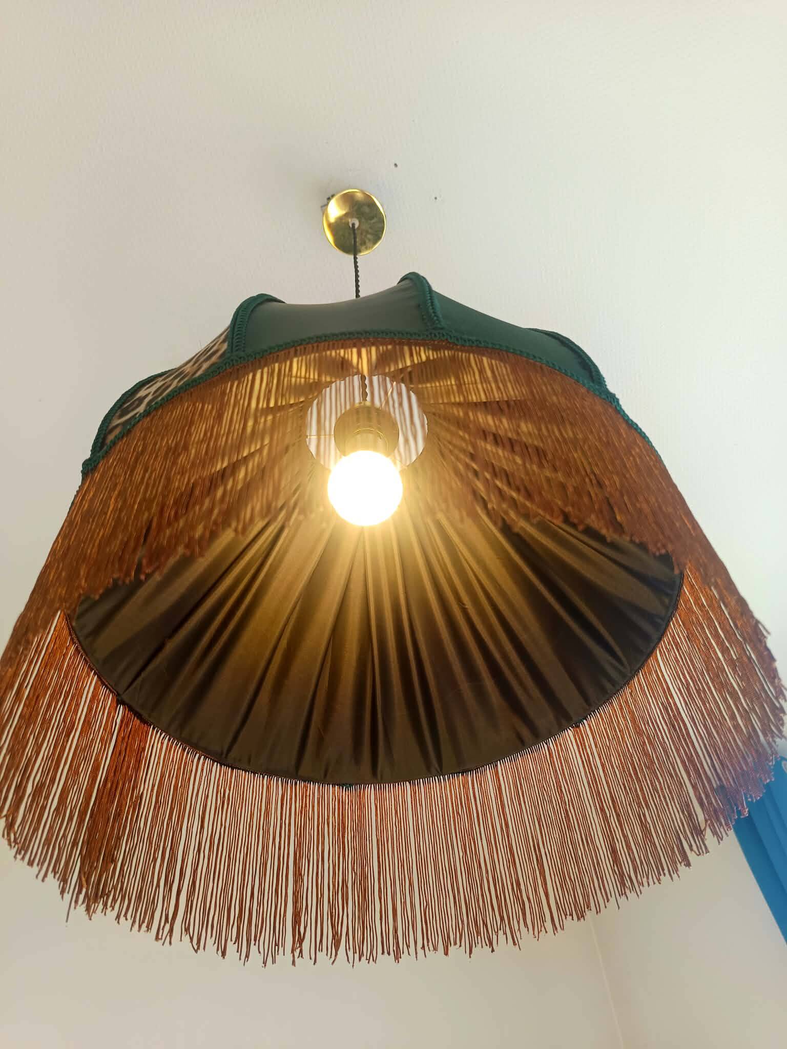 Leopard suspension and fringes