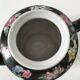 Théière chinoise vintage décor floral polychrome fond noir