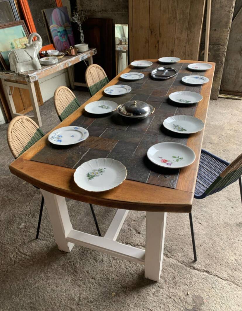 Table de ferme brutaliste