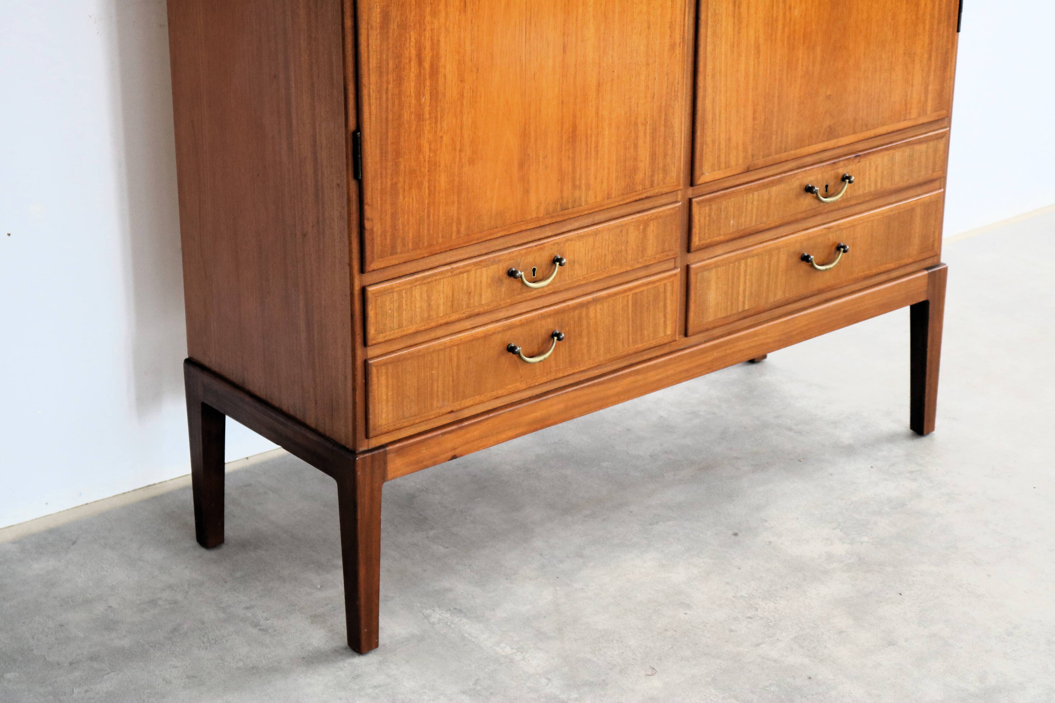 Armoire danoise, années 1960