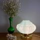 Lampe à poser globe vintage art déco en opaline bleue