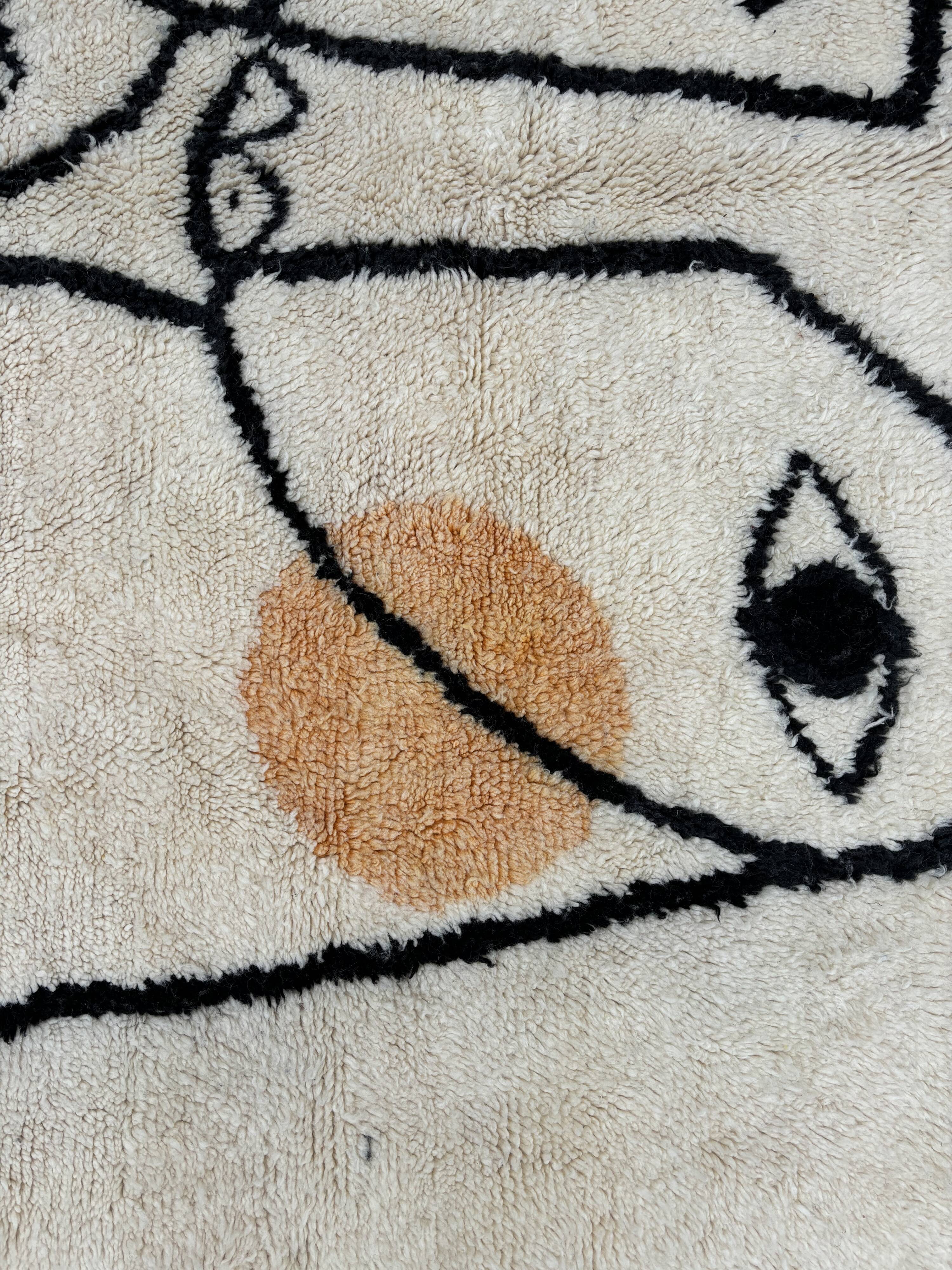 Large Beni ourain Berber carpet