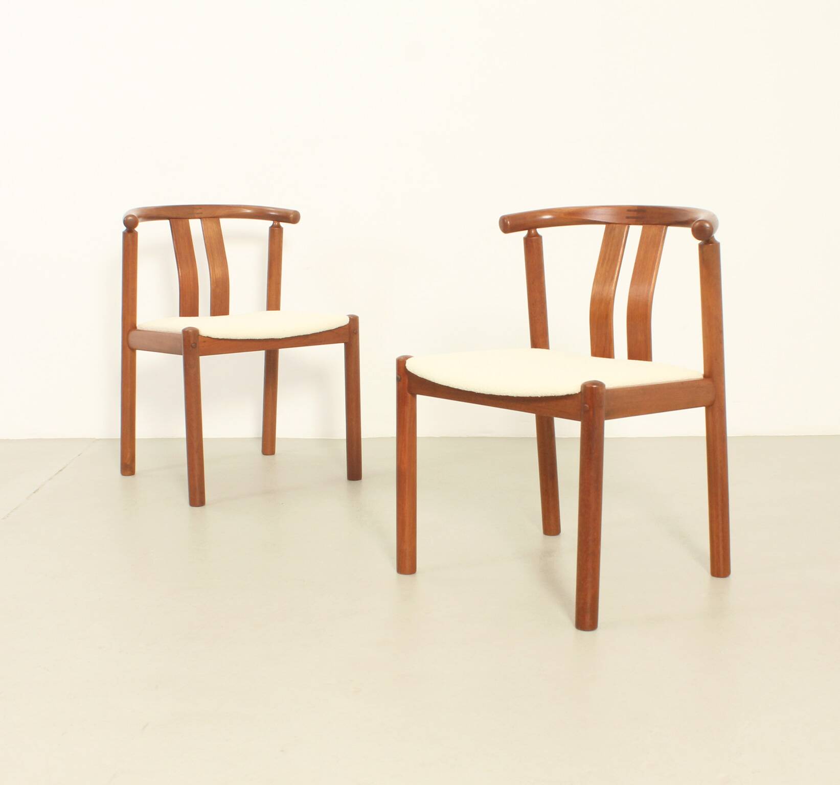 Six teak chairs by Hans J. Frydendal, Denmark 1970