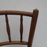 Chaise d'enfant ancienne en bois
