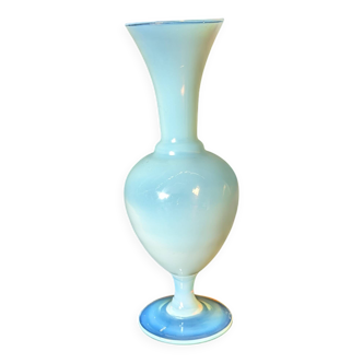 Vase verre opalescent blanc vintage