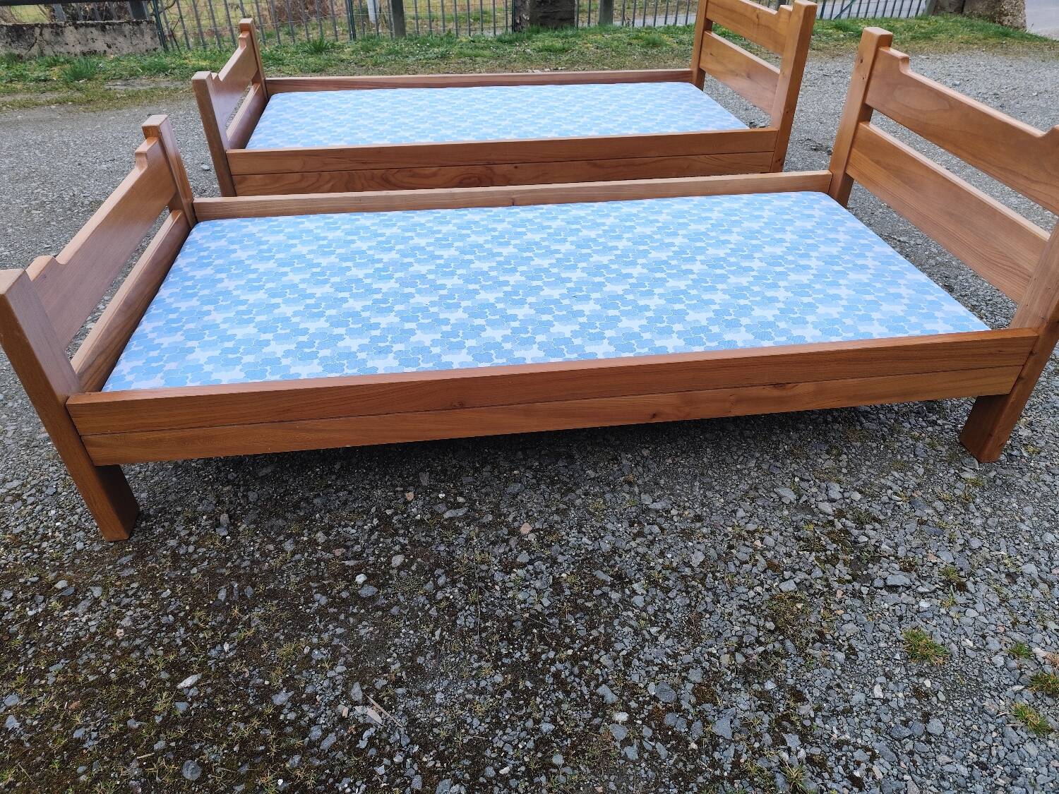 Pair of elm burl beds attributed to Maison Regain