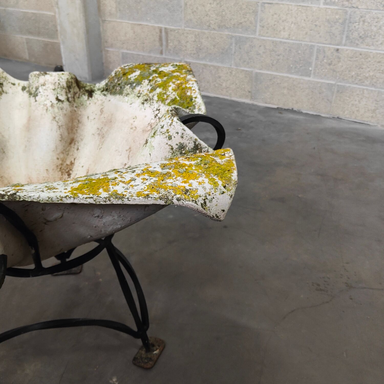 Elephant ear planter or Handkerchief, 1950 period by Willy Guhl