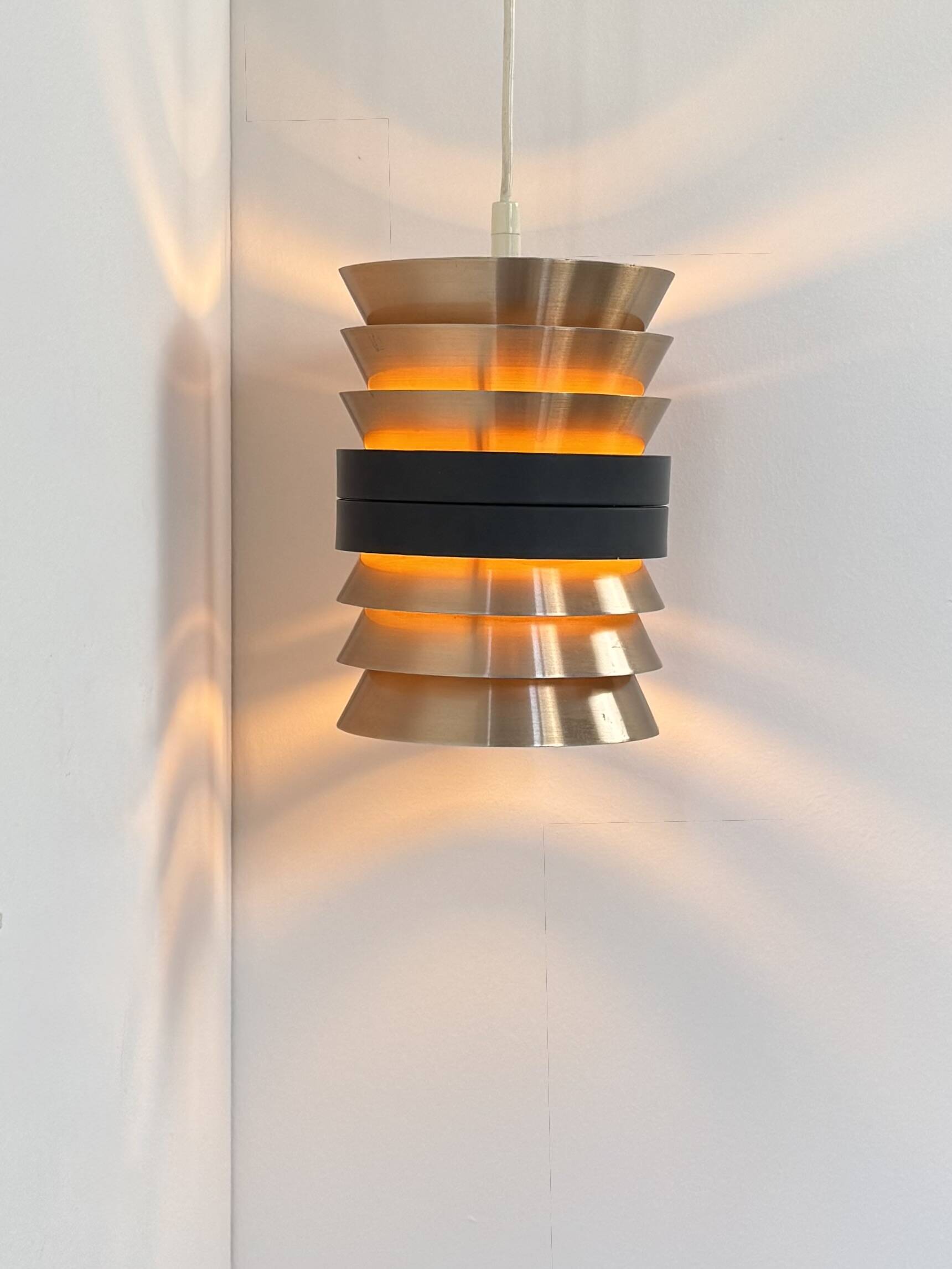 Doria suspension in copper and matte black metal, Germany, 1960.