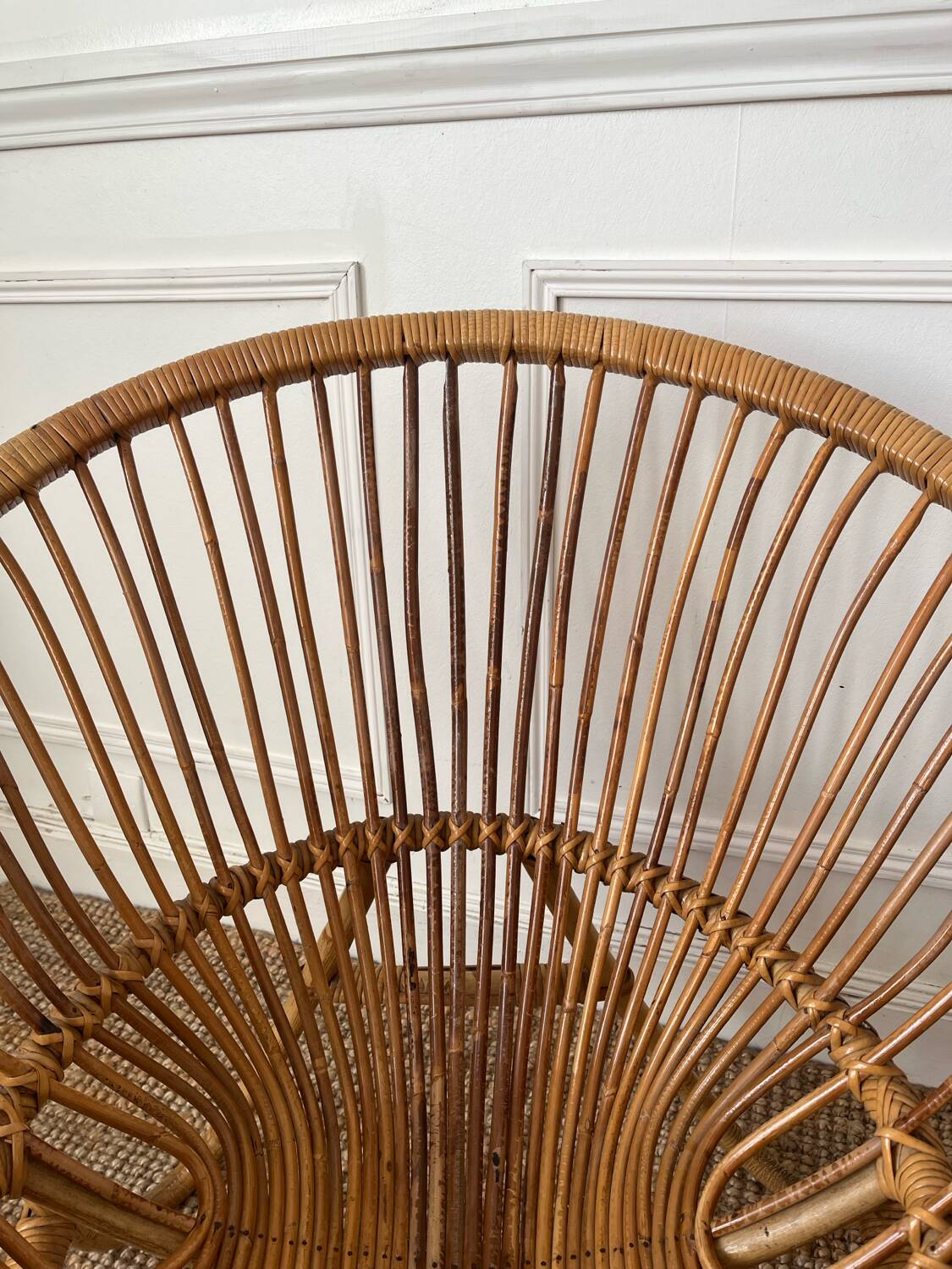 Paire de fauteuils corbeille en rotin , années 50-60