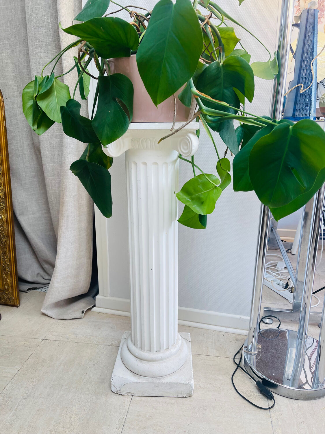 Plaster column with capital – 1970