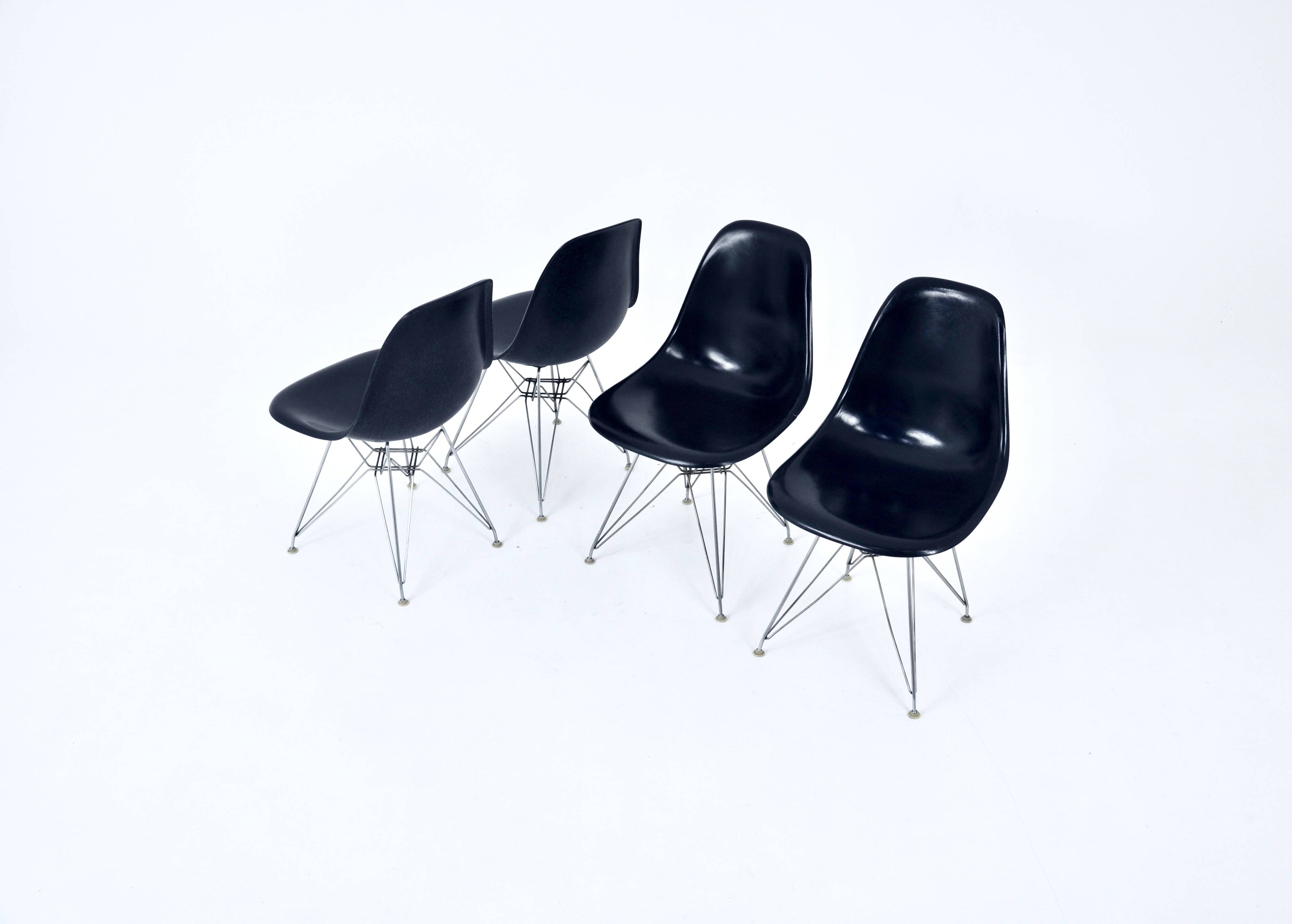 Set of 4 DSR Dining Chairs by Charles & Ray Eames for Herman Miller, 1970s
