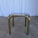 Table basse vintage en laiton et verre fumé / Moderne italien du milieu du siècle