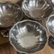 Vintage lot de 5 coupes en inox finement ciselées