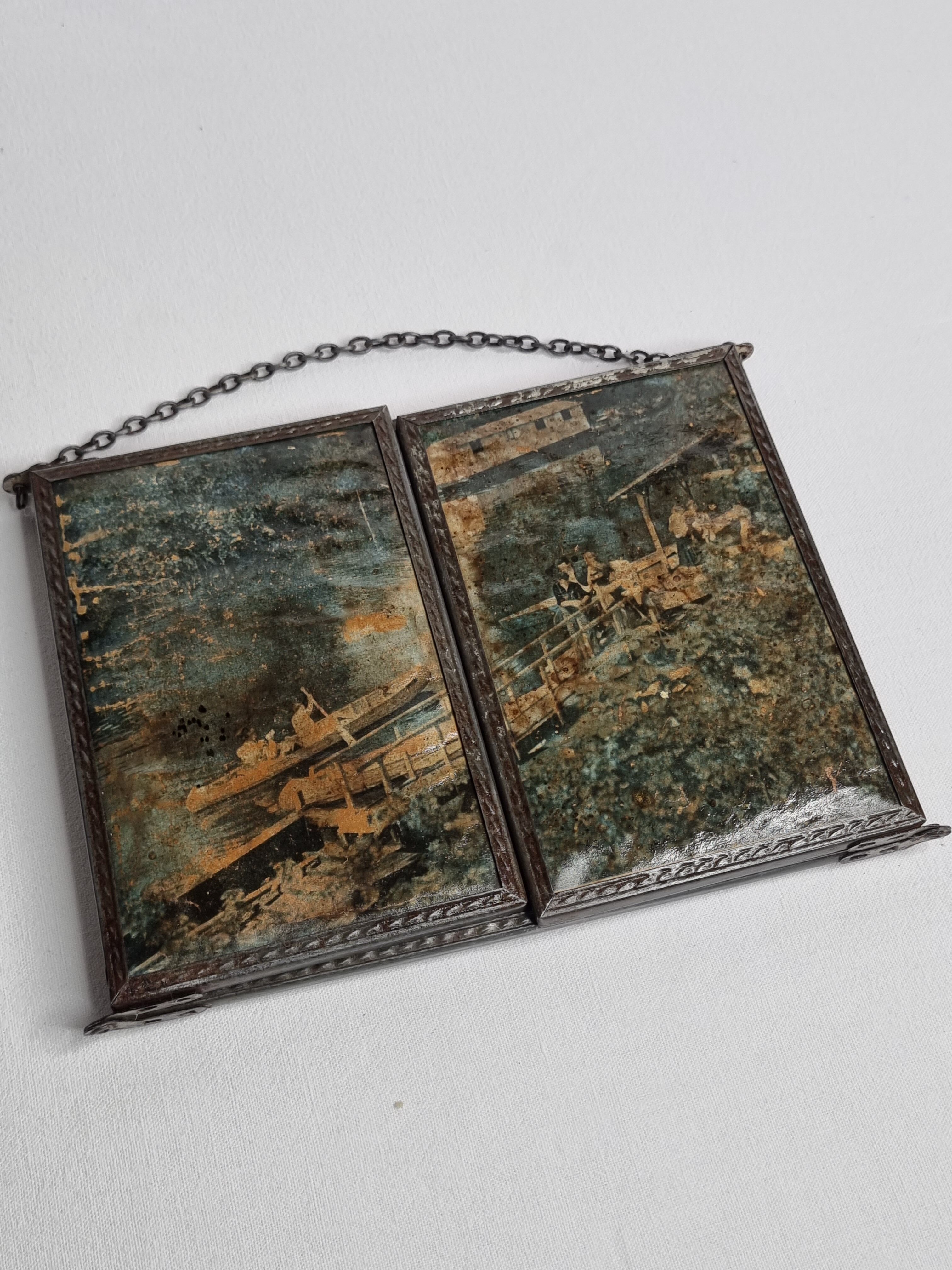 Vintage triptych mirror to hang or pose