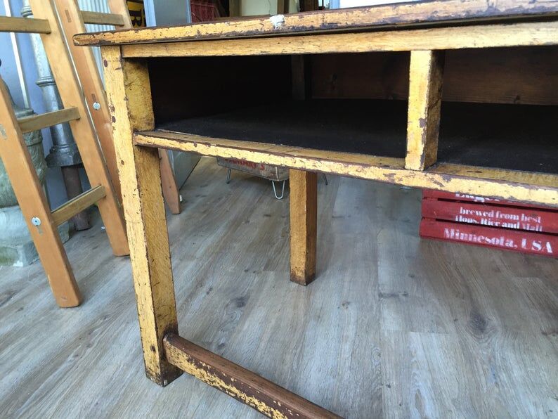 Pupitre d'écolier vintage en bois 1930s