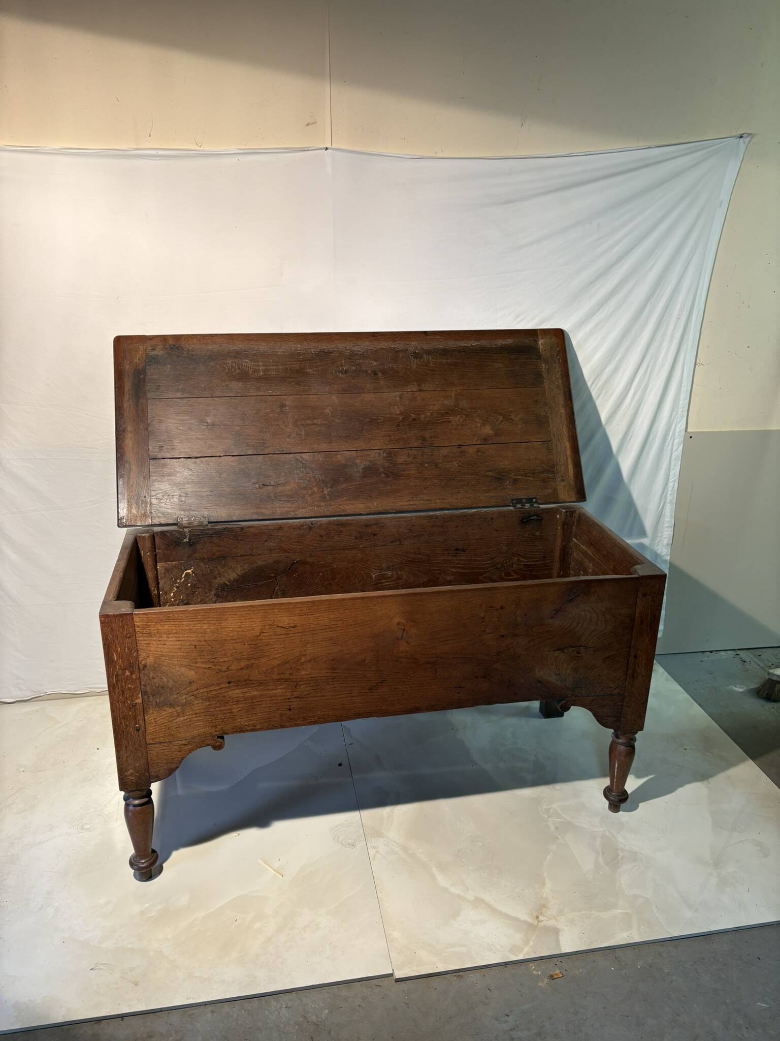 Large antique oak chest with turned legs