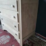 Vintage chest of drawers