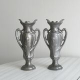 Paire de vases en métal