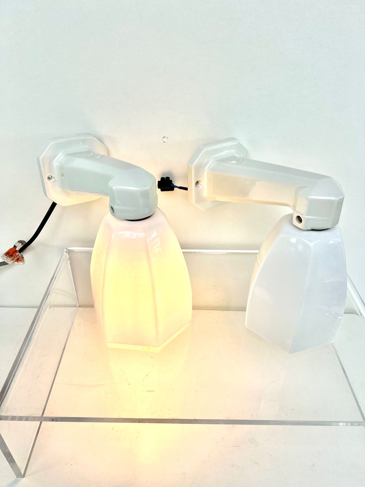 THE PAIR 2 WALL LAMPS OLD BATHROOM 1930 1940 OPALINE AND PORCELAIN LEGRAND