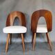 Lot de 4 chaises vintage en noyer et tissu par Antonin Suman, Tchécoslovaque 1960
