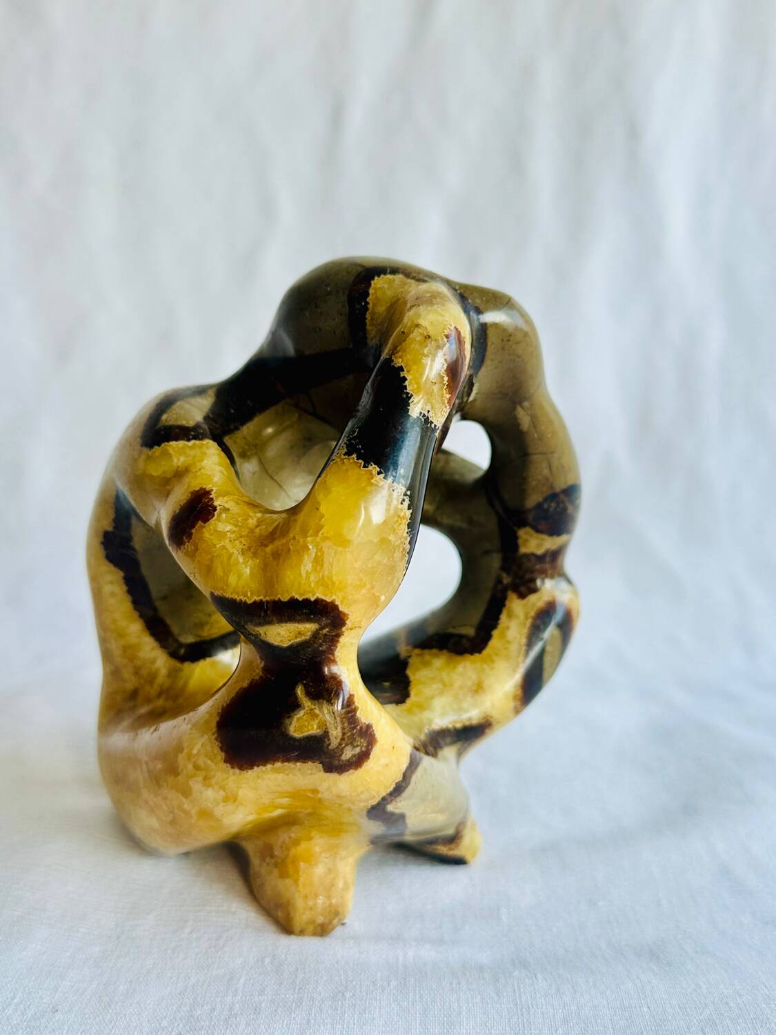 Septarian sculpture