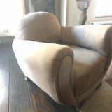Pair of club armchairs made of flemish fabric