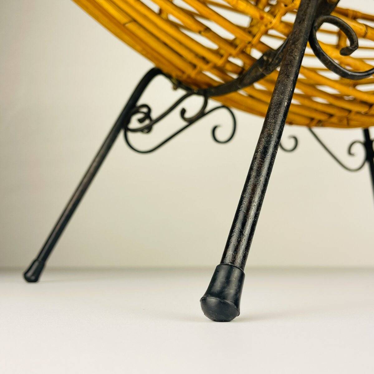 Magazine rack or vintage rattan stand, Italy, 1960s