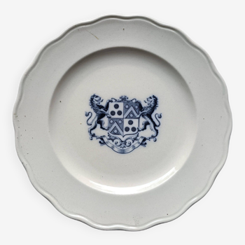 English plate with coat of arms