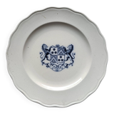 English plate with coat of arms