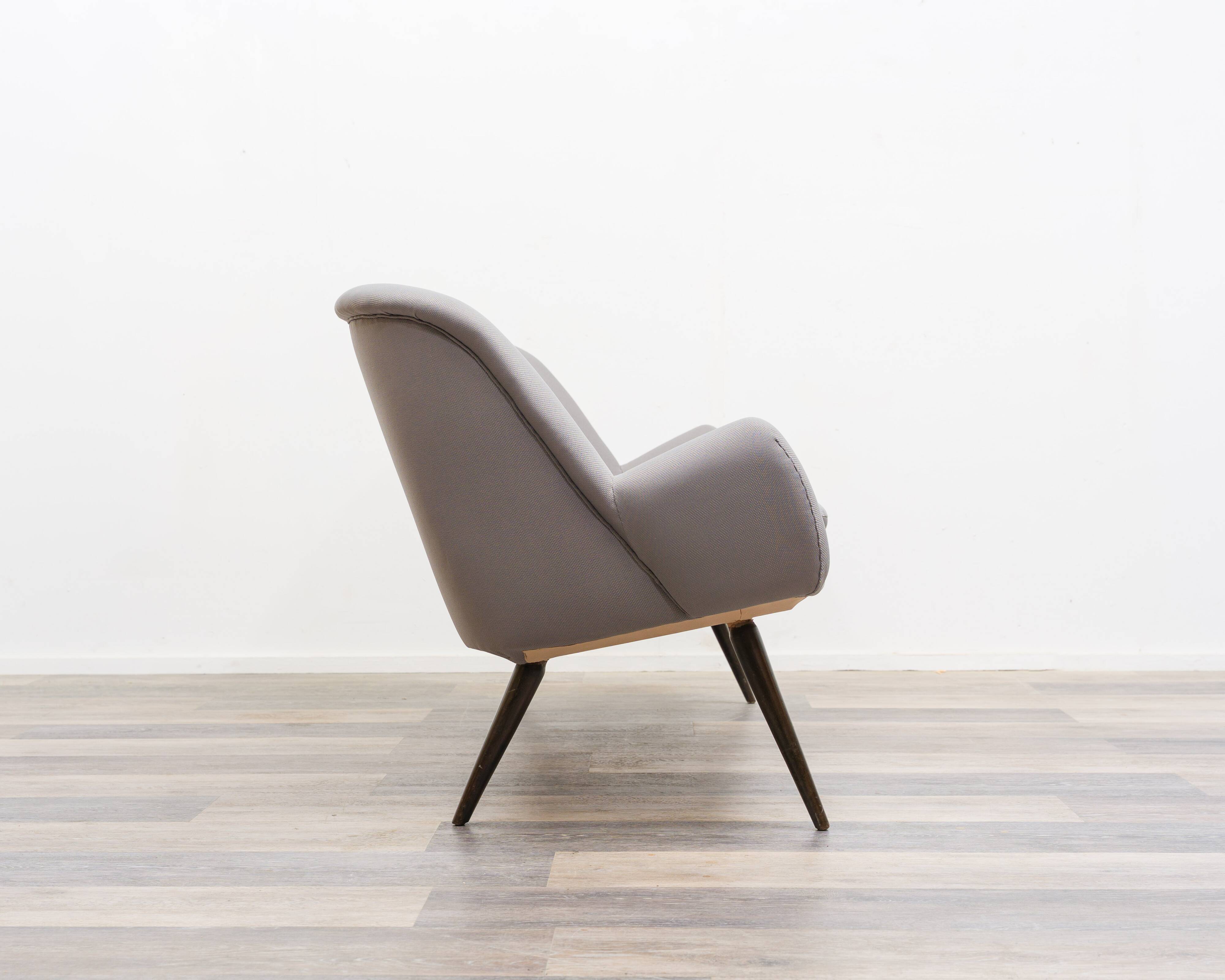 2.5-seater cocktail sofa, 1950s. Professionally restored.