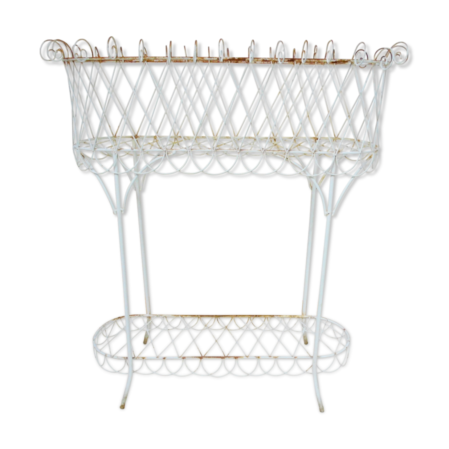 planter on iron stand