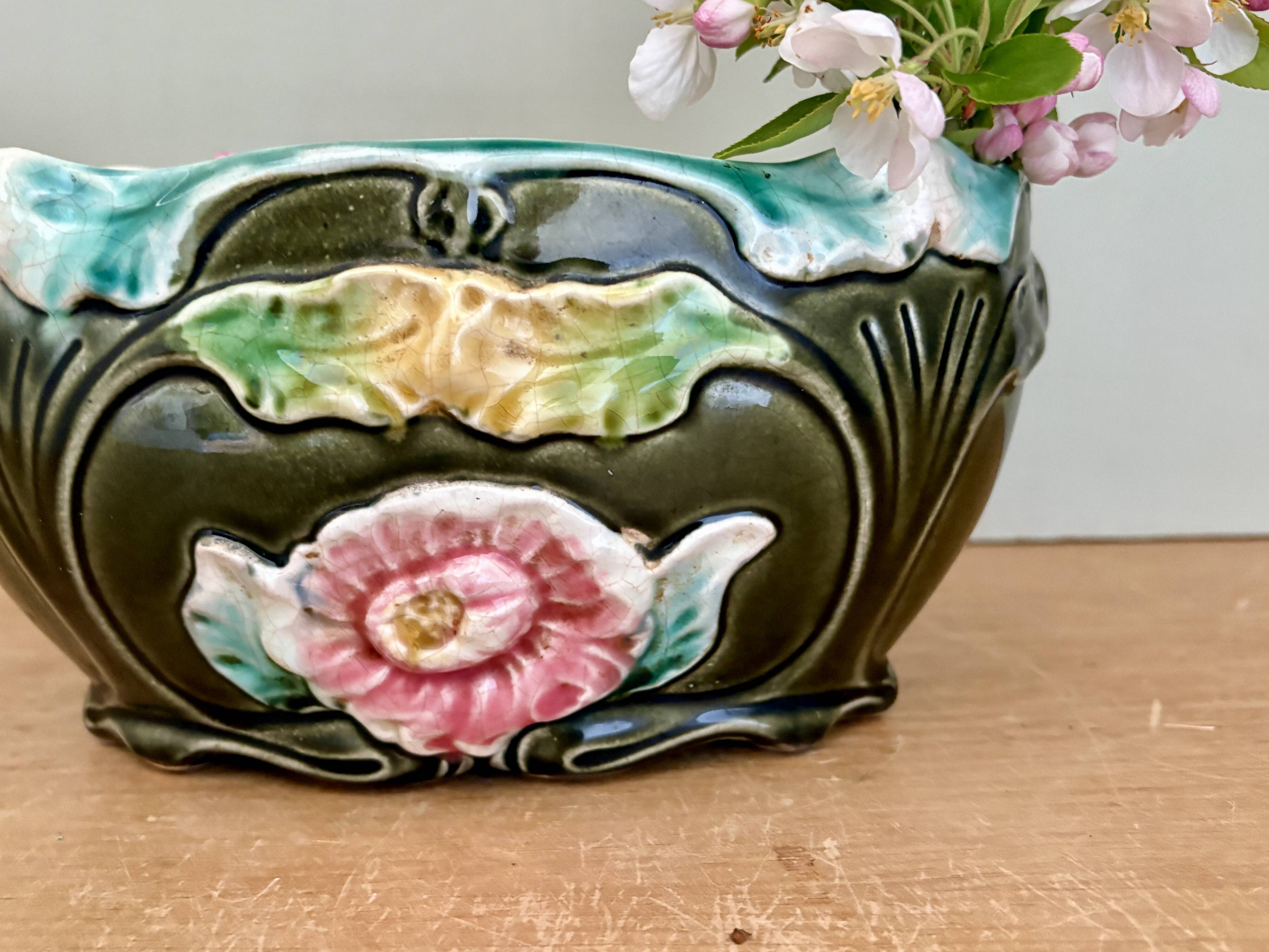 Vintage slip planter
