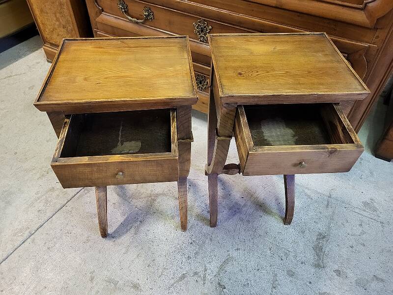 Small pair of light wood bedside bags