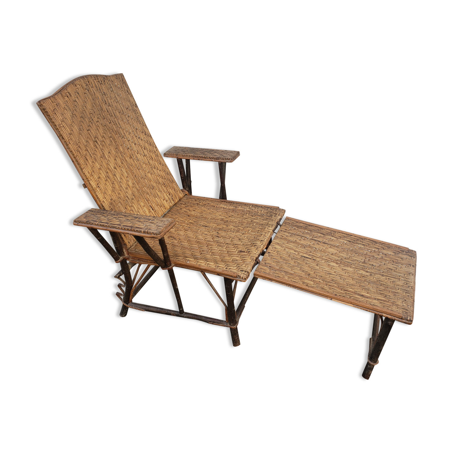Chaise longue en rotin et osier