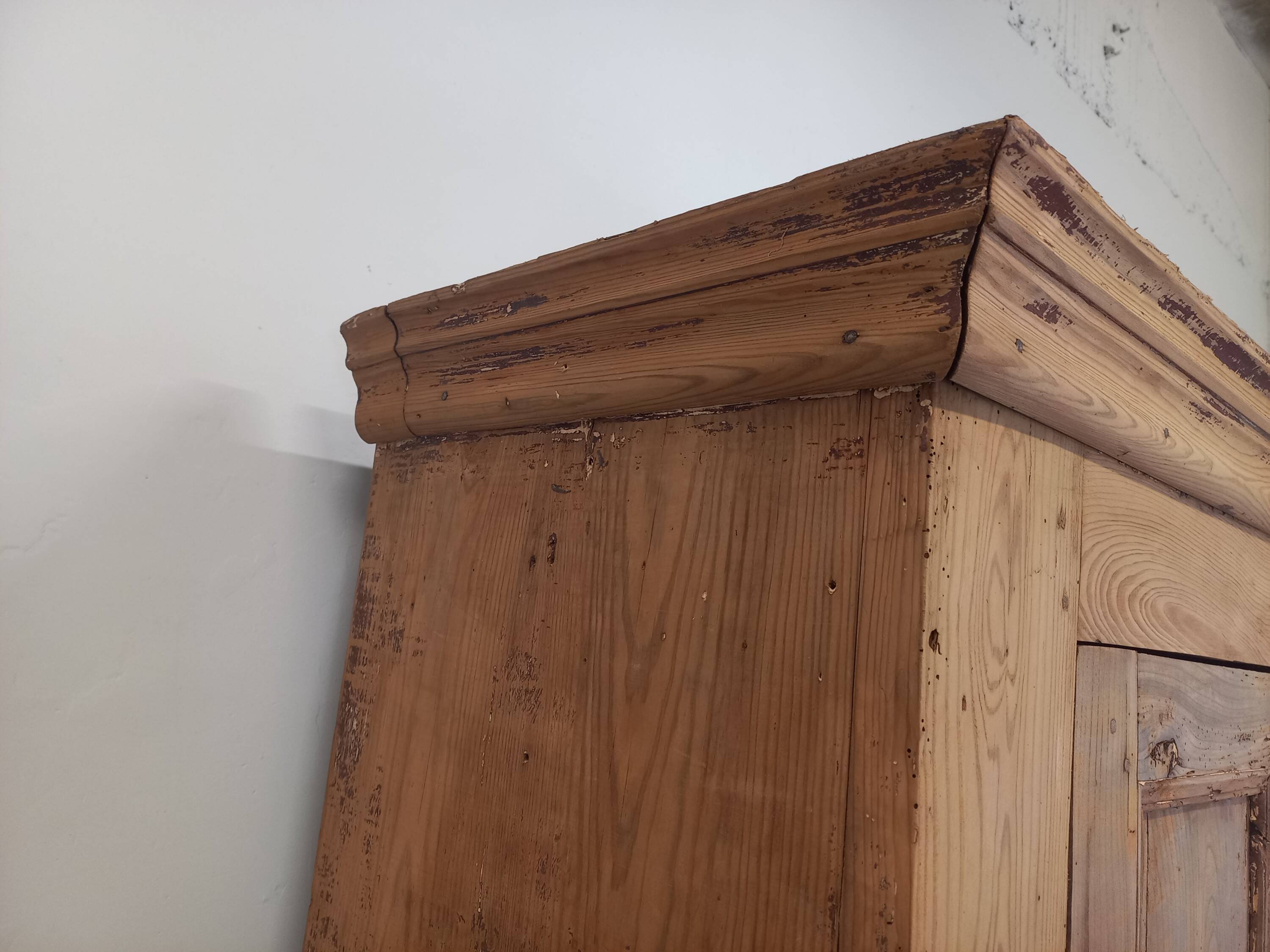 Parisian fir wardrobe