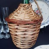 Small bottle style dame Jeanne and its wicker