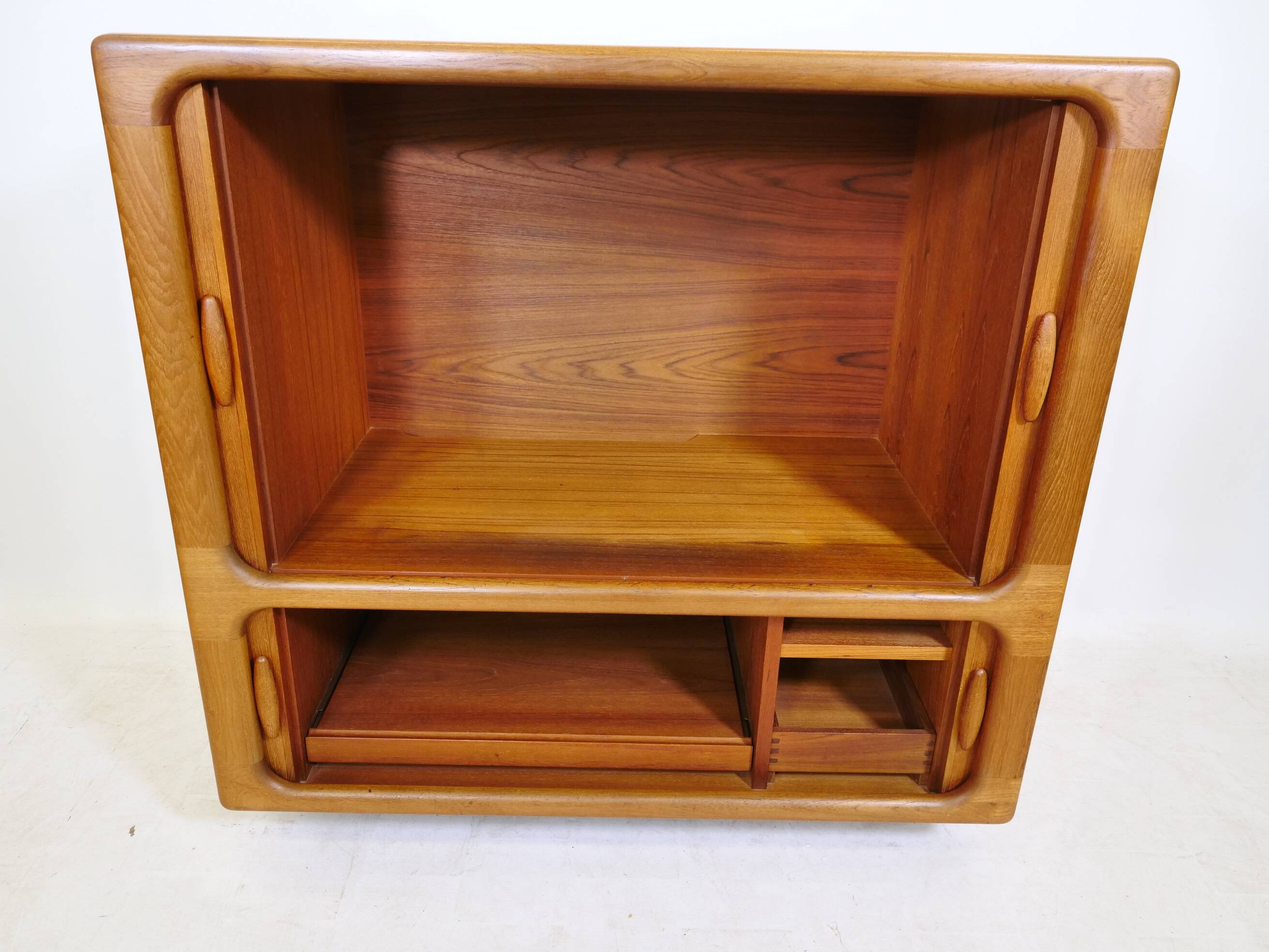 HiFi Highboard with Sliding Doors Sideboard Teak by Dyrlund, 1960s