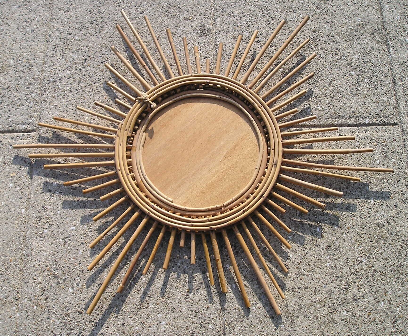 Mirror sun 70s wicker 62cm
