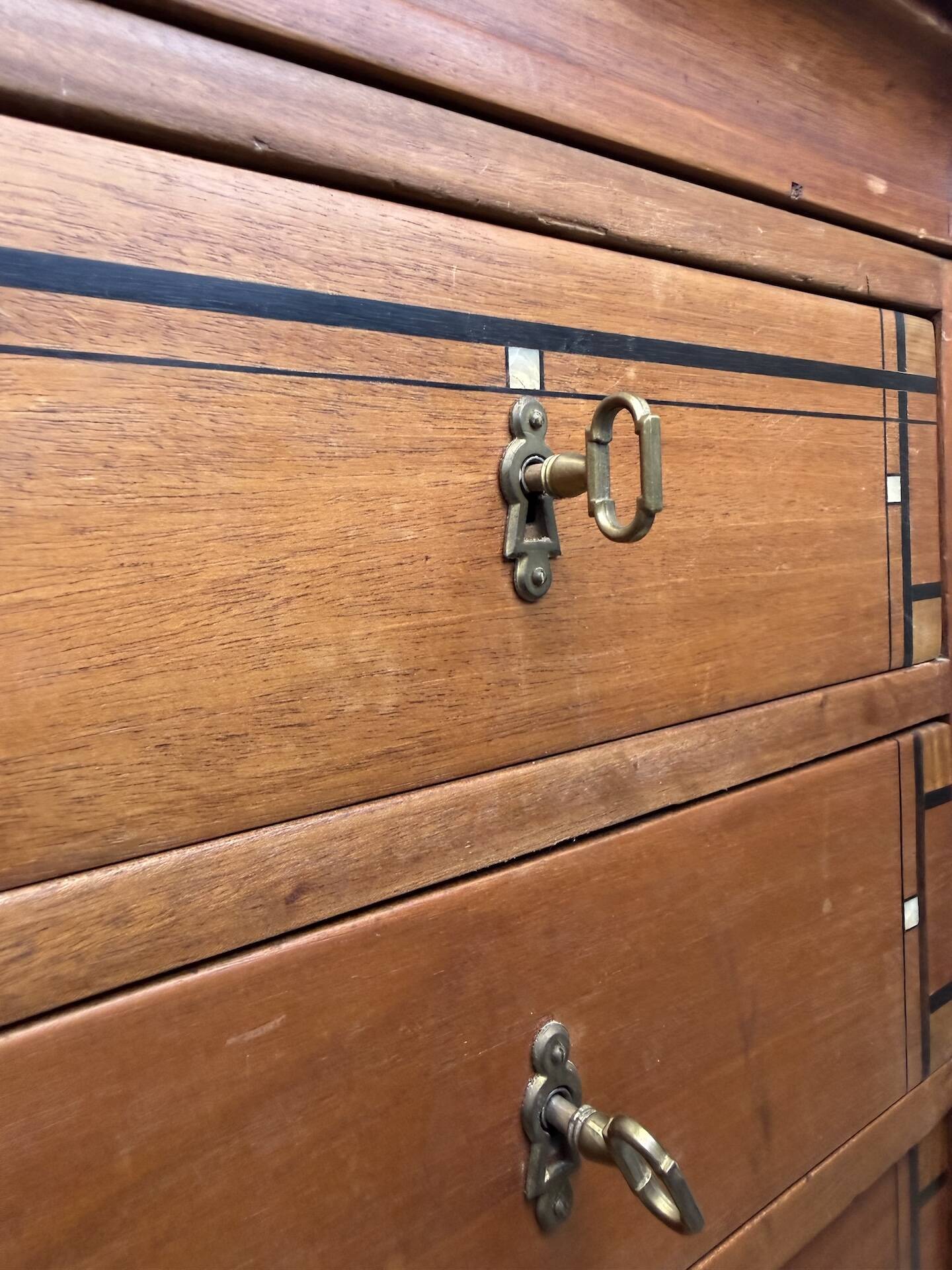Double-sided walnut counter desk 1900