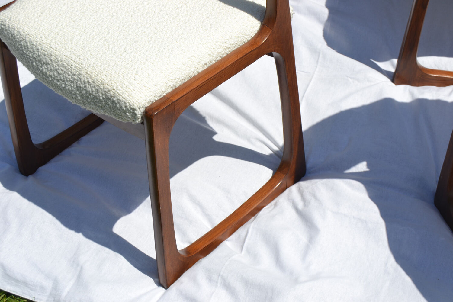 4 Baumann sleigh chairs