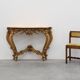 Console en bois doré sculpté avec plateau en marbre rose, style Louis XV / Rococo, It